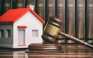 Własność a prawo korzystania z mieszkania przez małżonka